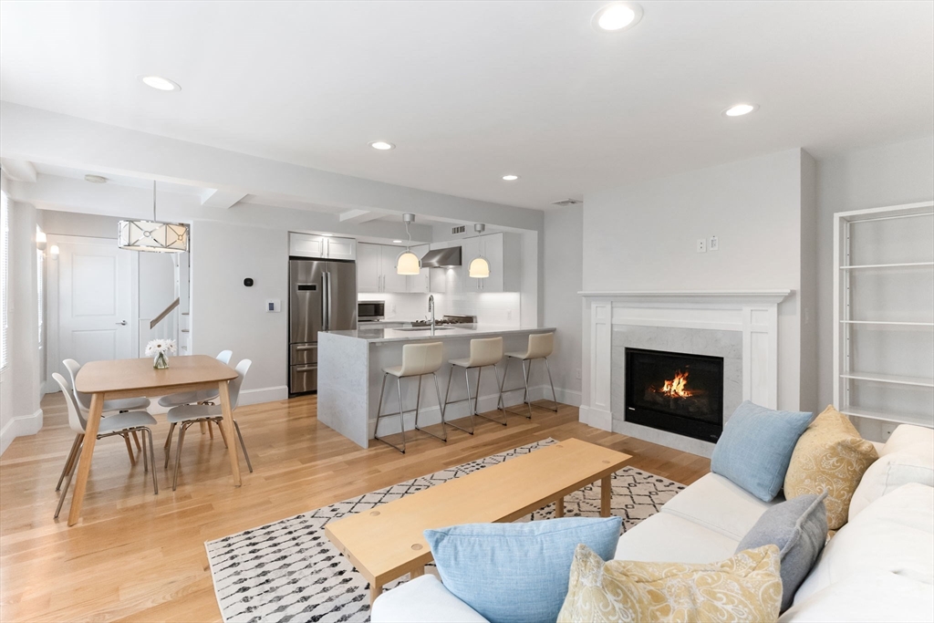 327-329 Hurley St #2 in Cambridge