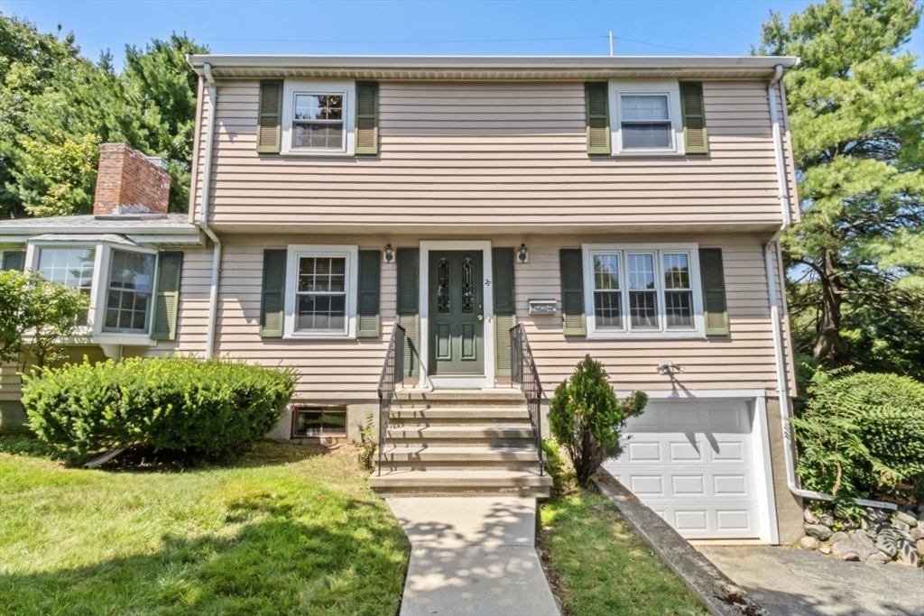 27 Valley Rd in Needham