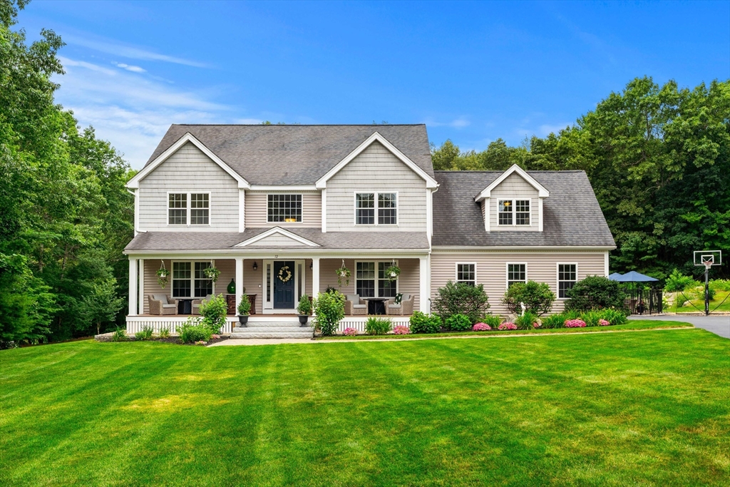 72 Alpine Way in Tyngsboro