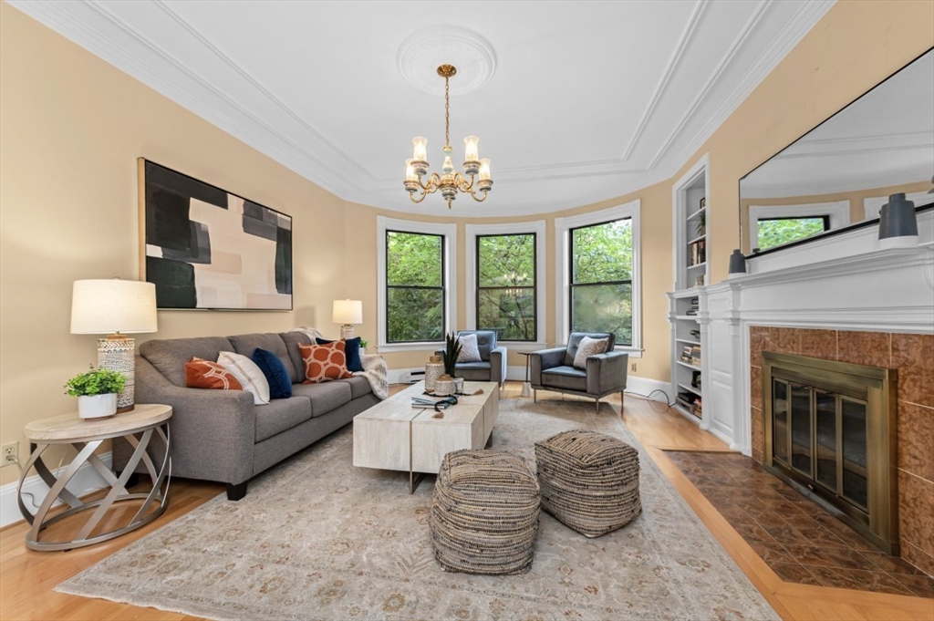 403 Marlborough St #9 in Boston