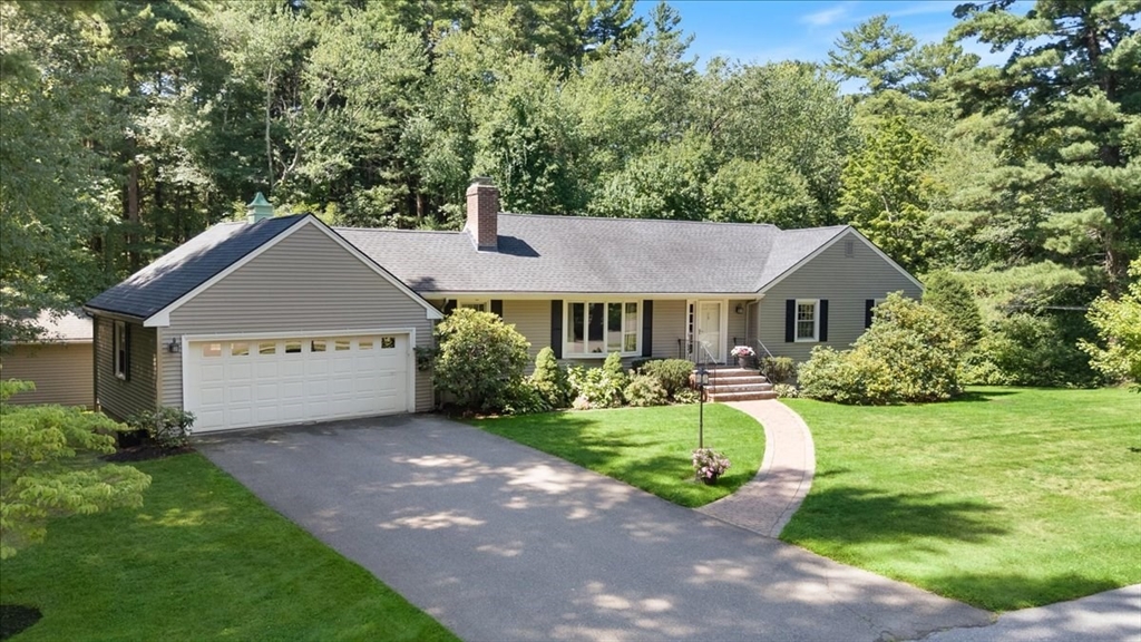 15 Chatham Way in Lynnfield