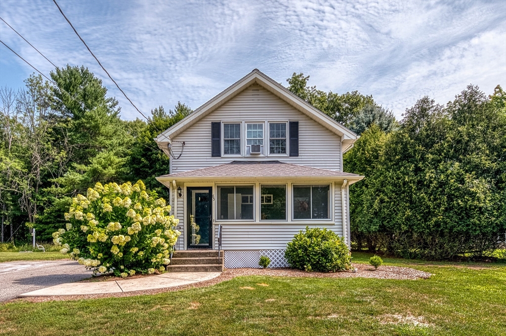 85 Lincoln Rd in Walpole