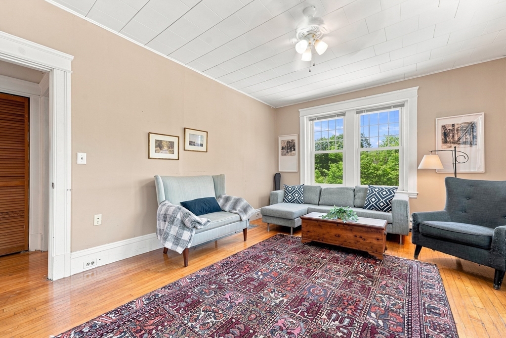 41 Chatham St #5 in Worcester