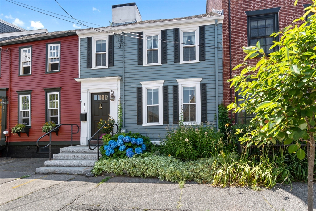 159 High St in Newburyport