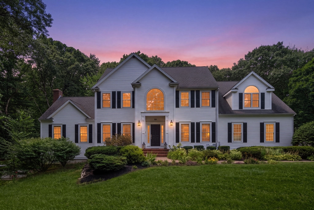 66 Glenview St in Upton