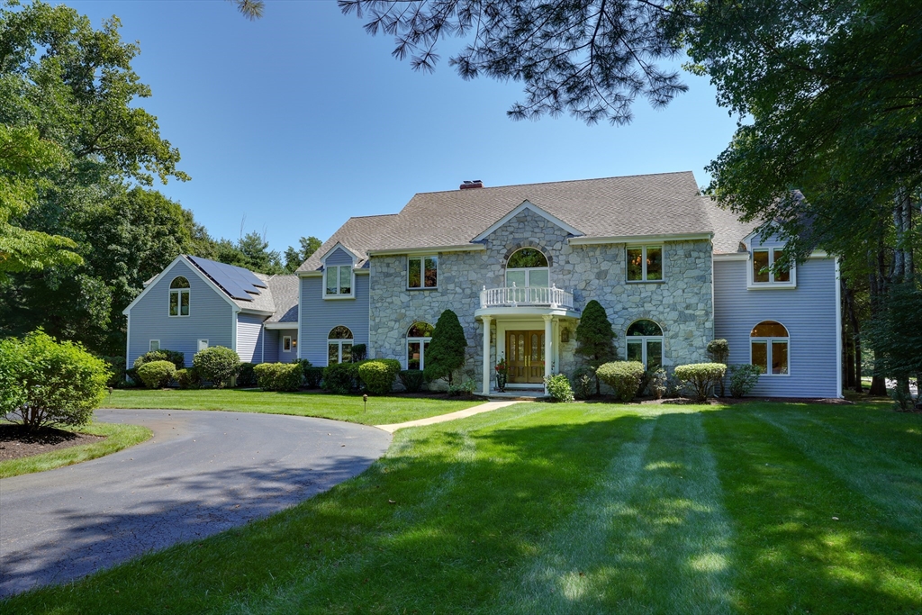 373 Caterina Hts in Concord