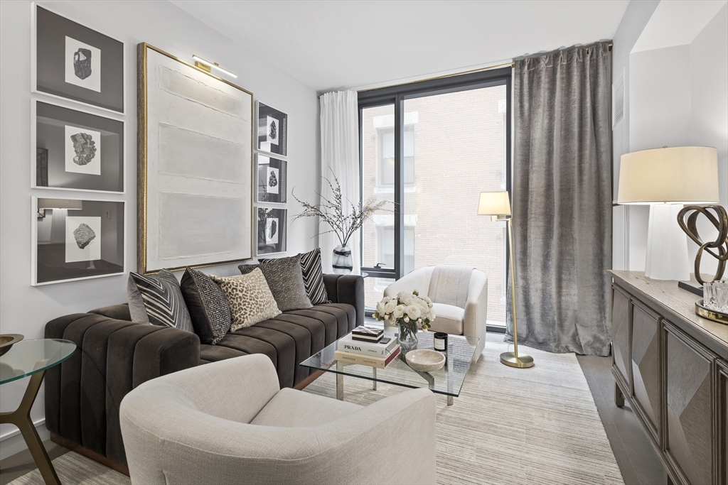 55 LaGrange St #905 in Boston