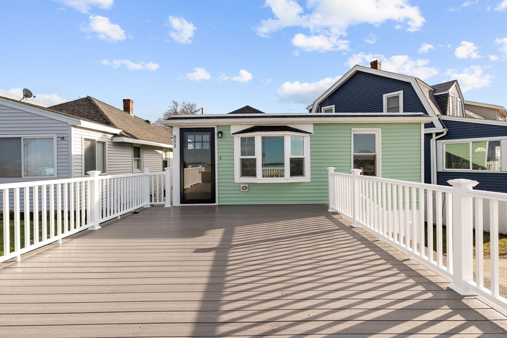 851 Quincy Shore Dr in Quincy