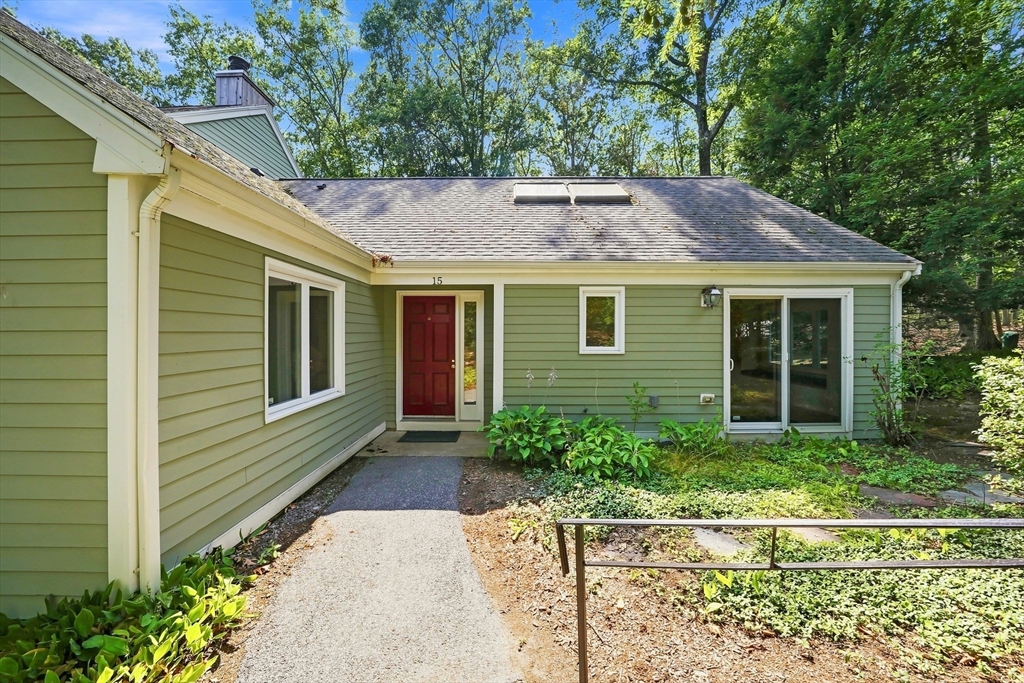 15 Fifer Ln #15 in Lexington