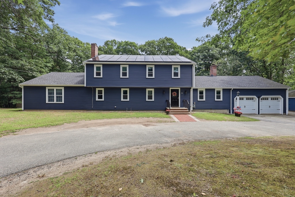 26 Kathleen Dr in Andover
