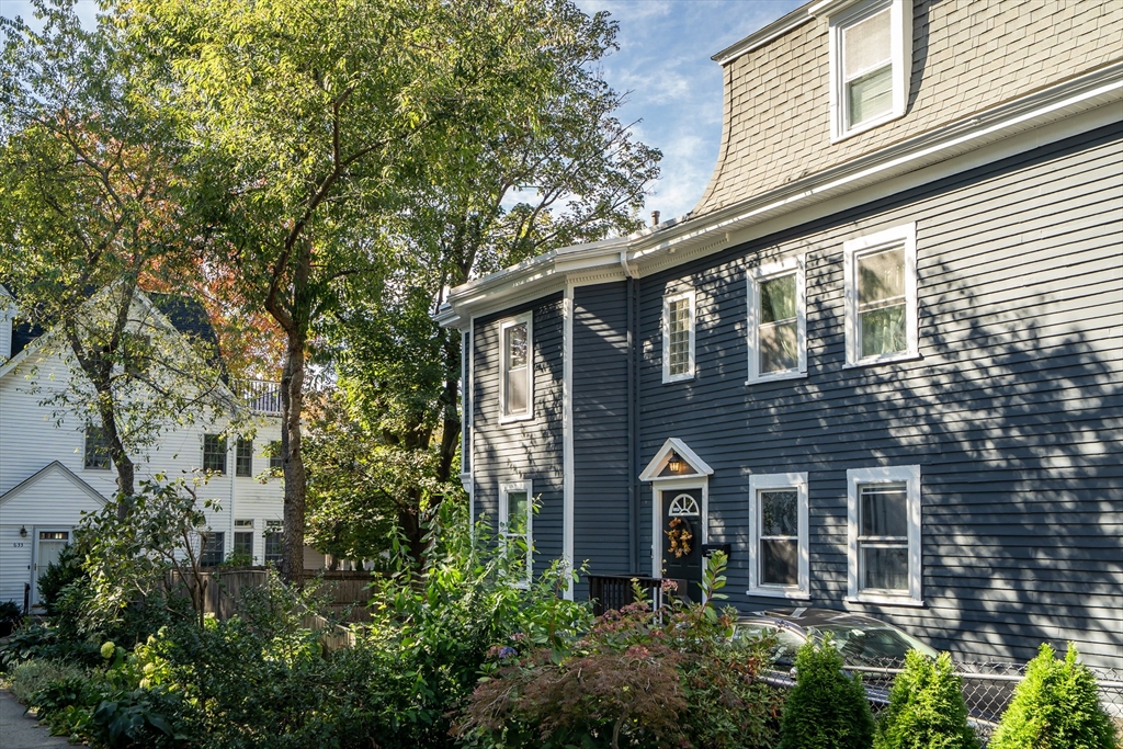 631 Chestnut Hill Ave #631 in Brookline