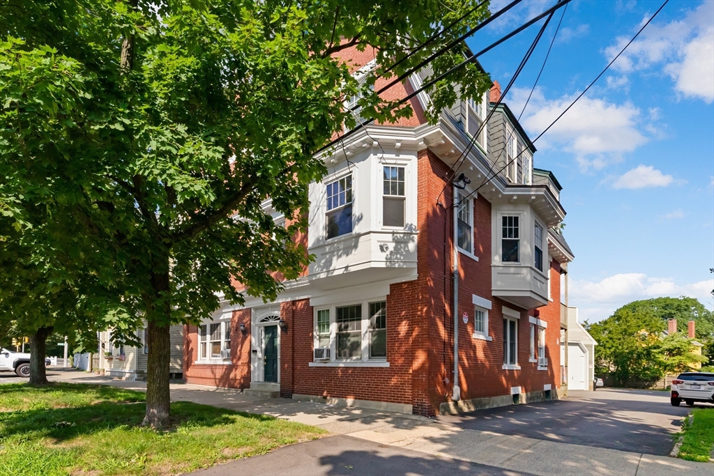42 Broad St #3 in Salem