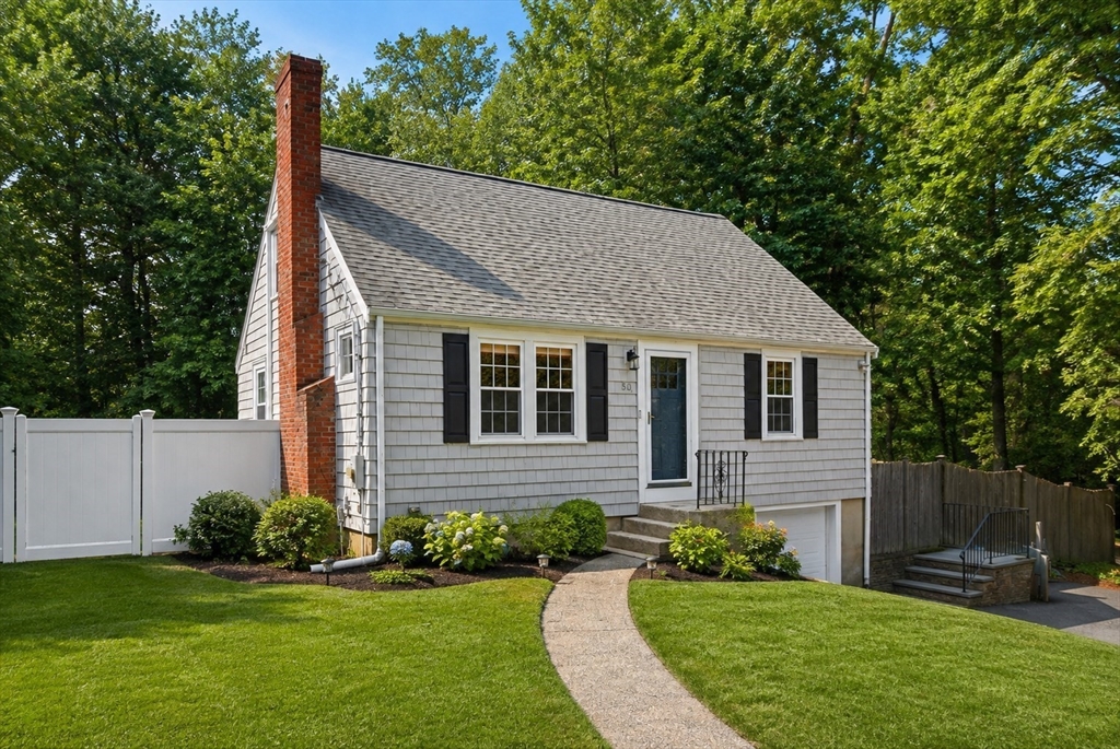 50 Rustic Rd in East Walpole