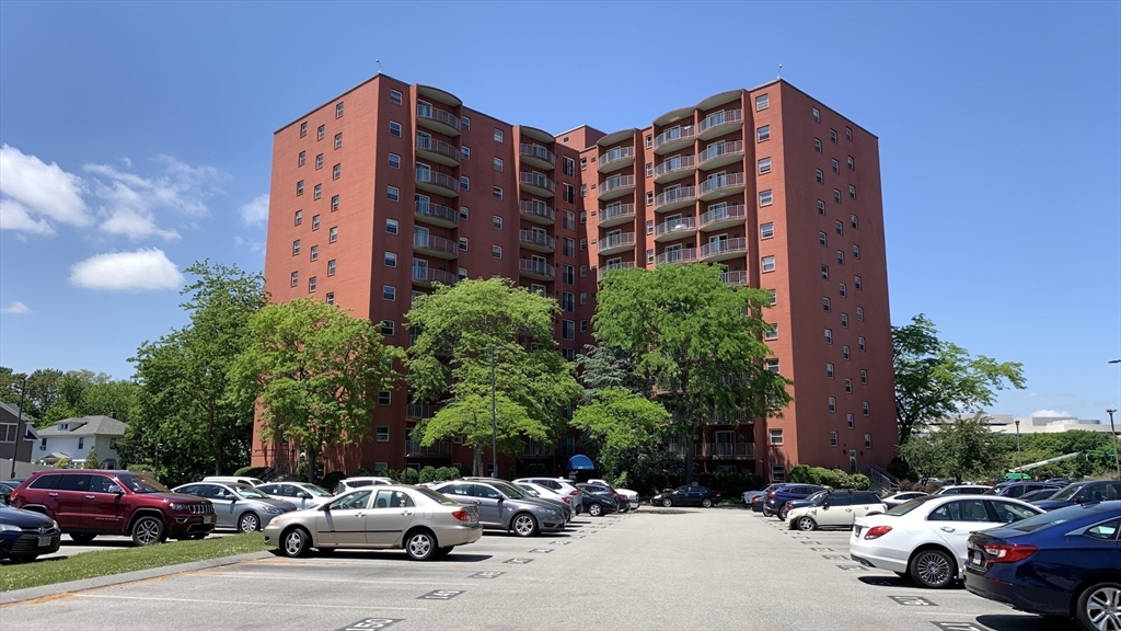 115 W Squantum St #616 in Quincy