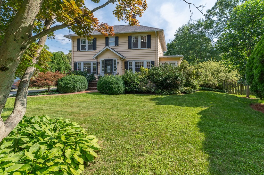 19 Brimbal Avenue in Beverly
