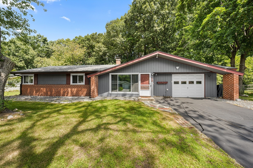 59 Eaton Rd in Framingham