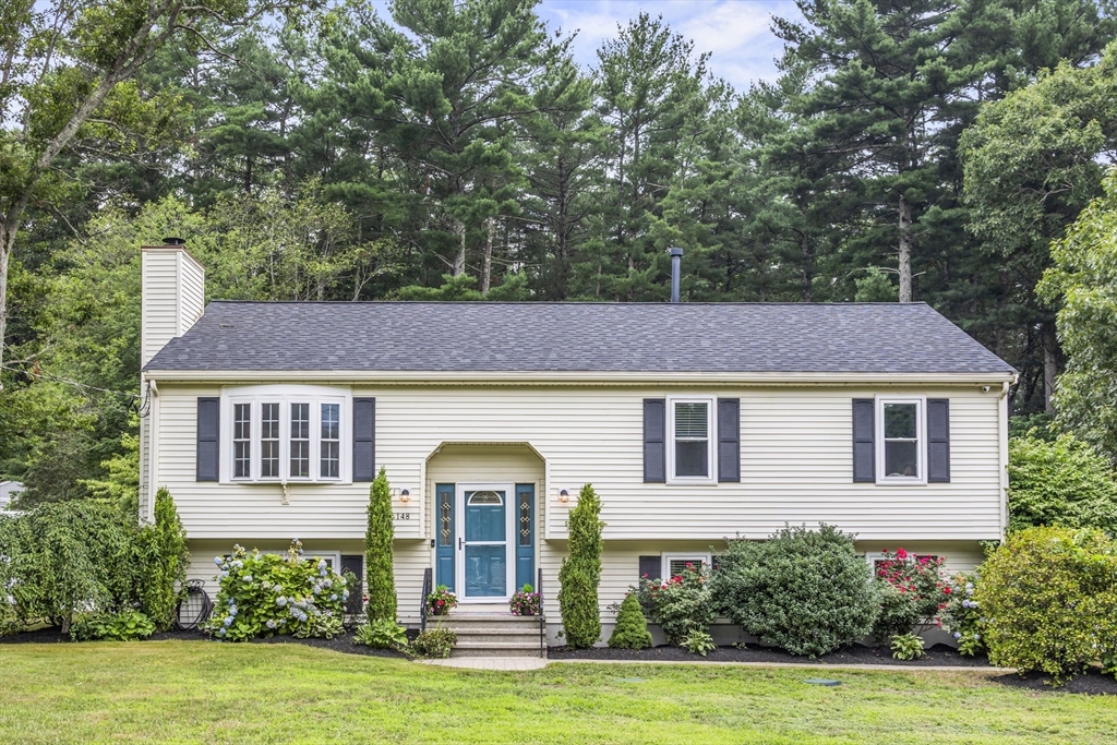 148 Rachel Dr in Taunton