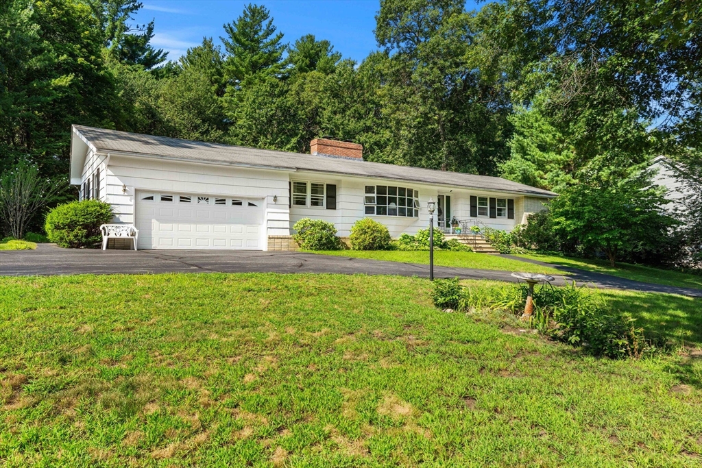 437 Salem St in North Andover