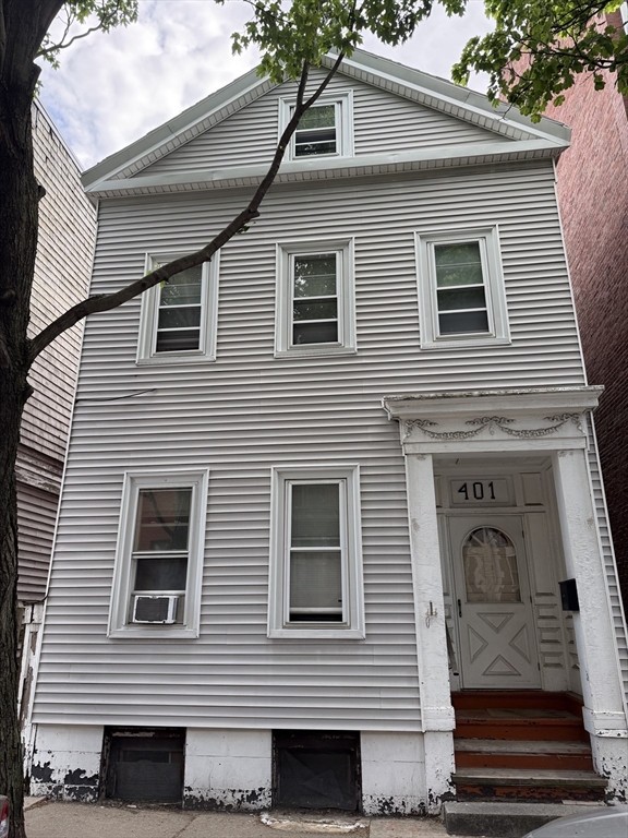 401 W 4Th St in Boston