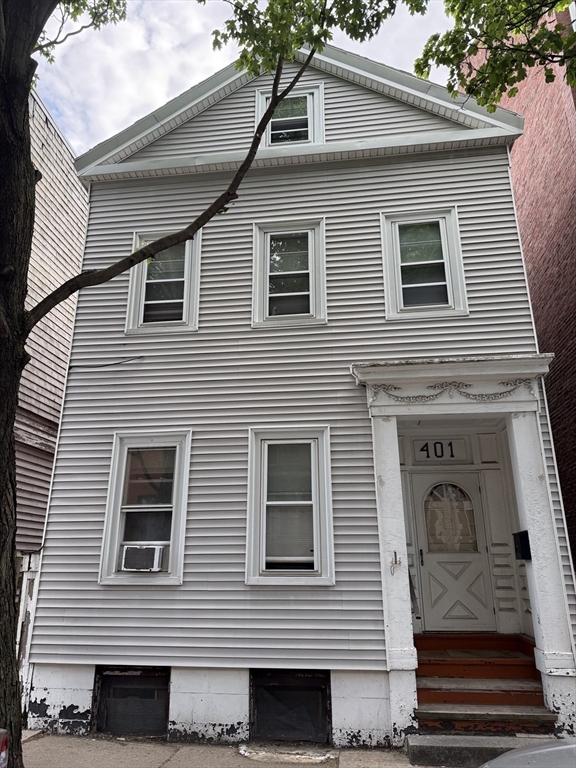 401 W 4Th St in Boston