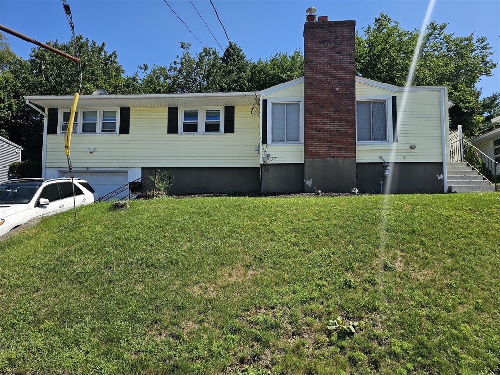 10 Marmion Ave in Worcester