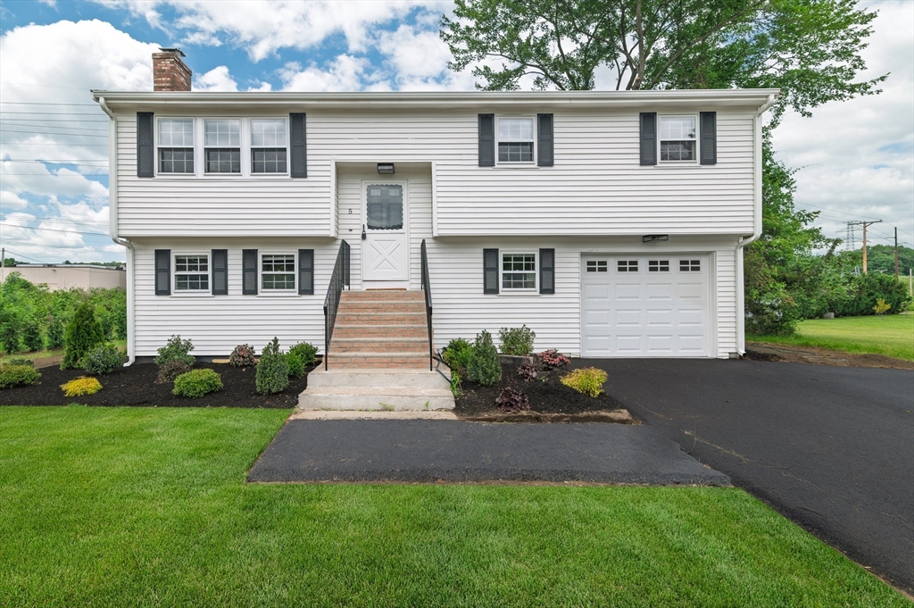5 Burning Tree Terrace in Natick