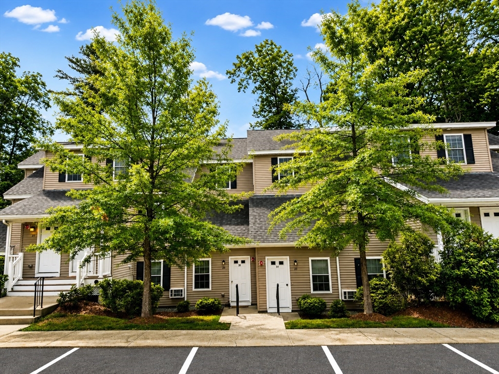 33 McGillen Drive #33 in Leominster