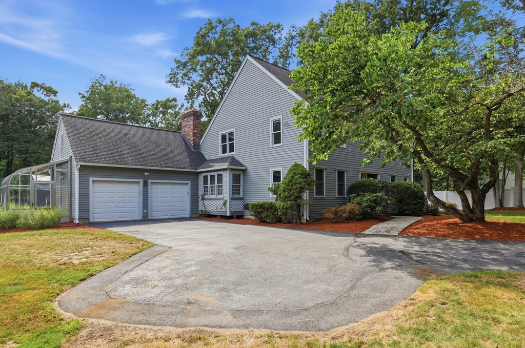 69 White Pond Rd in Hudson