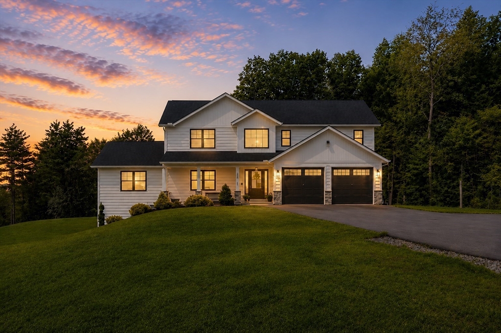 370 Flat Hill Rd in Lunenburg
