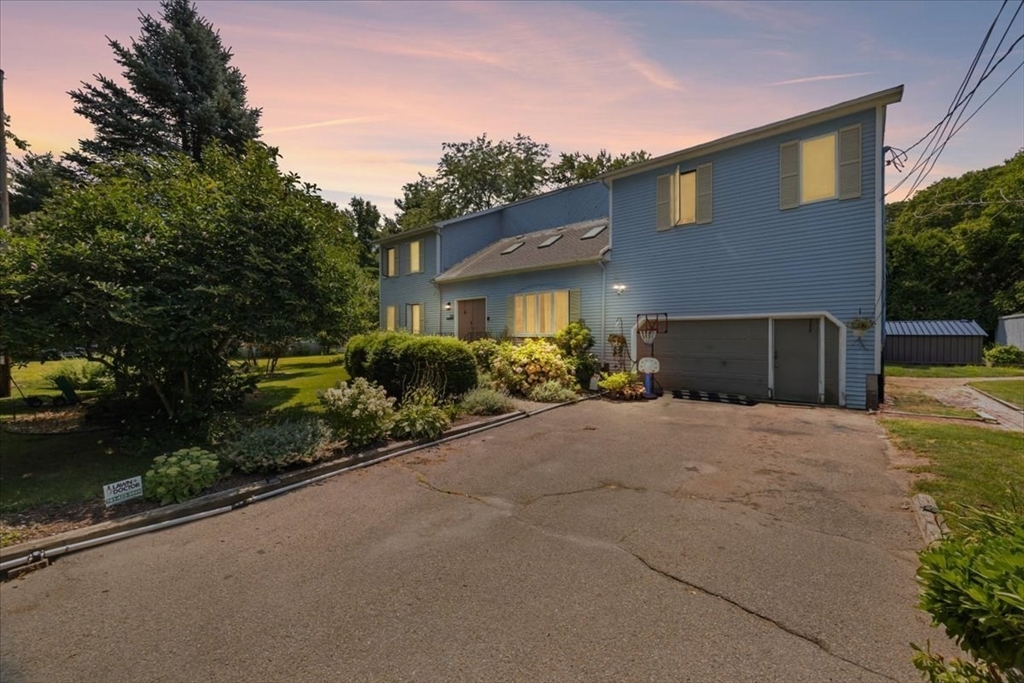159 Greensboro Rd in Dedham