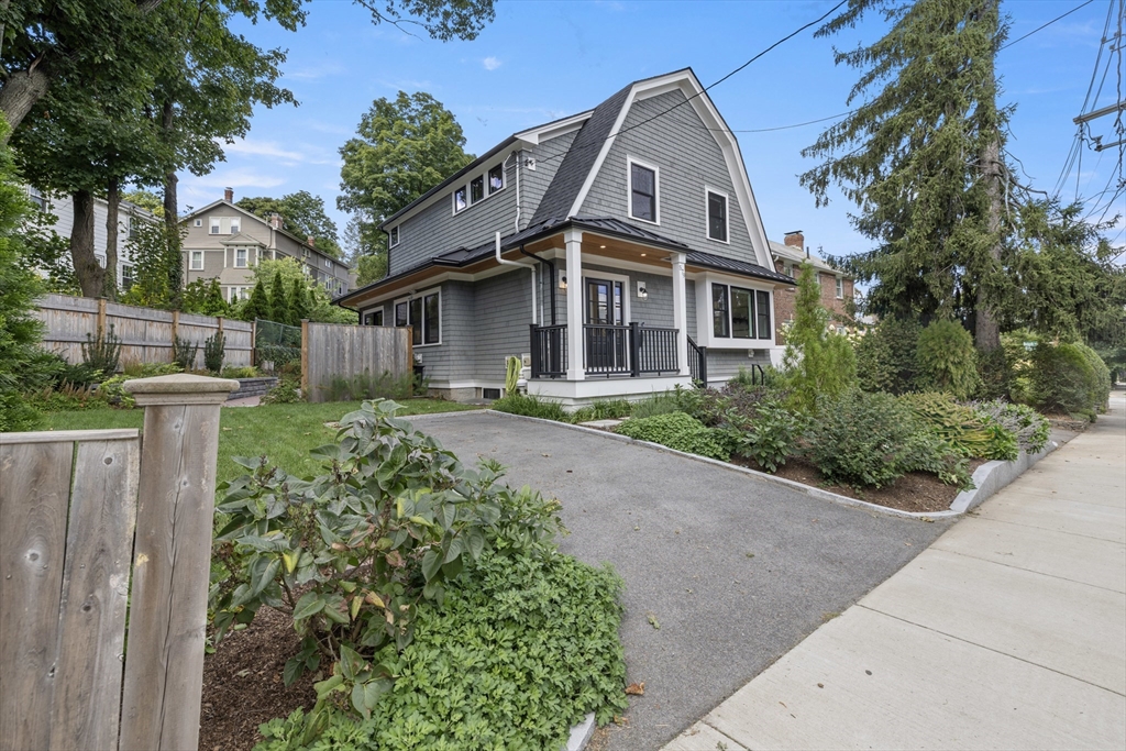 579 Centre St in Newton