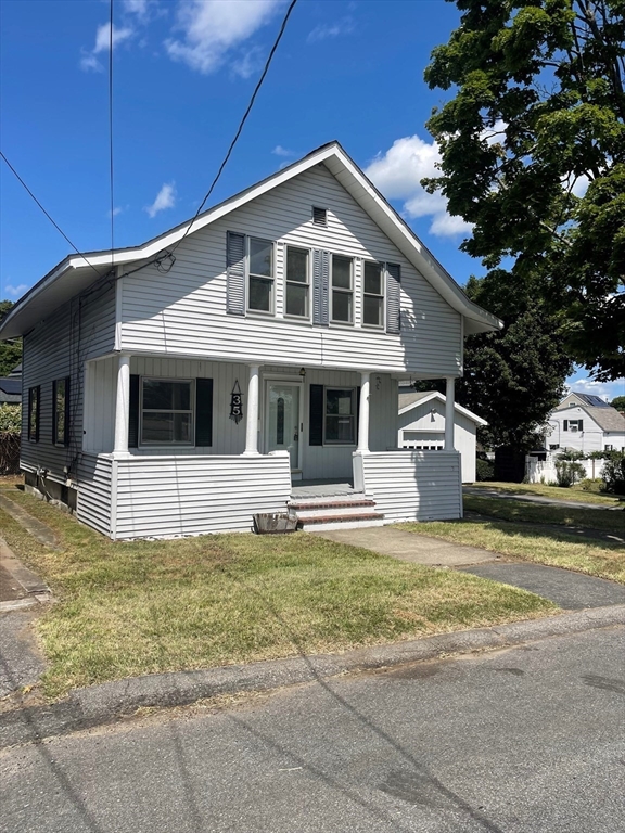 35 Sparks Street in Lowell