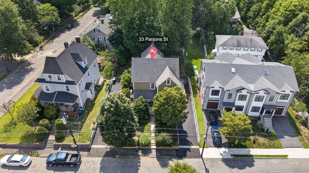 33 Parsons St in West Newton