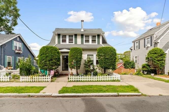 42 Piedmont St in Lynn