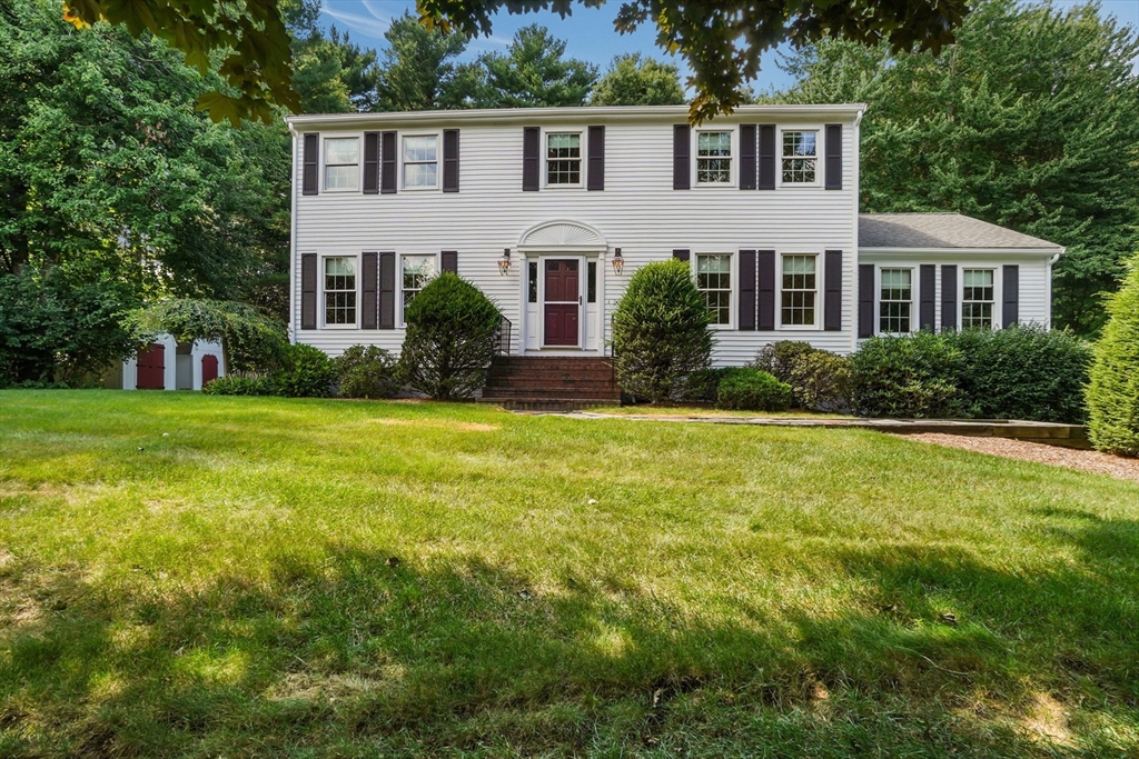22 Danielle Ln in Mansfield