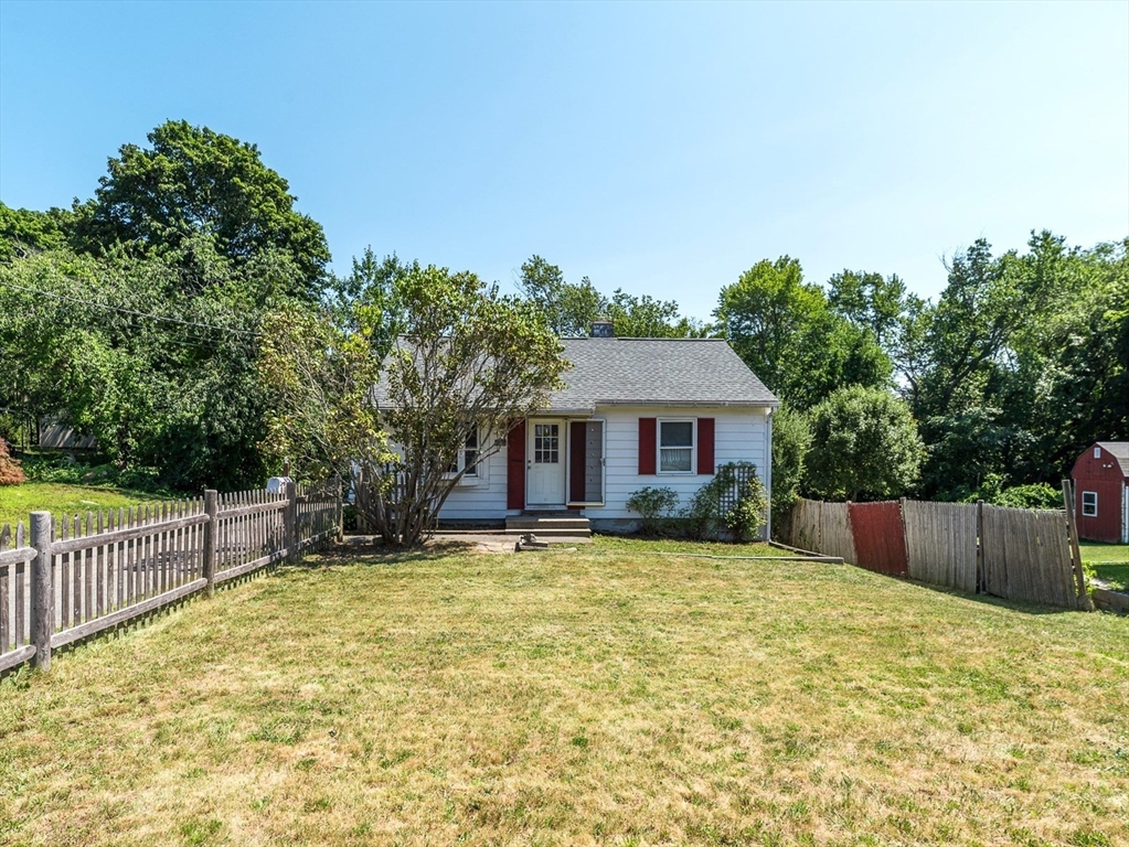 141 Cherry Street in Gloucester