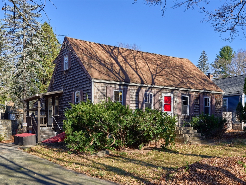 25 Stoneham Rd in Worcester