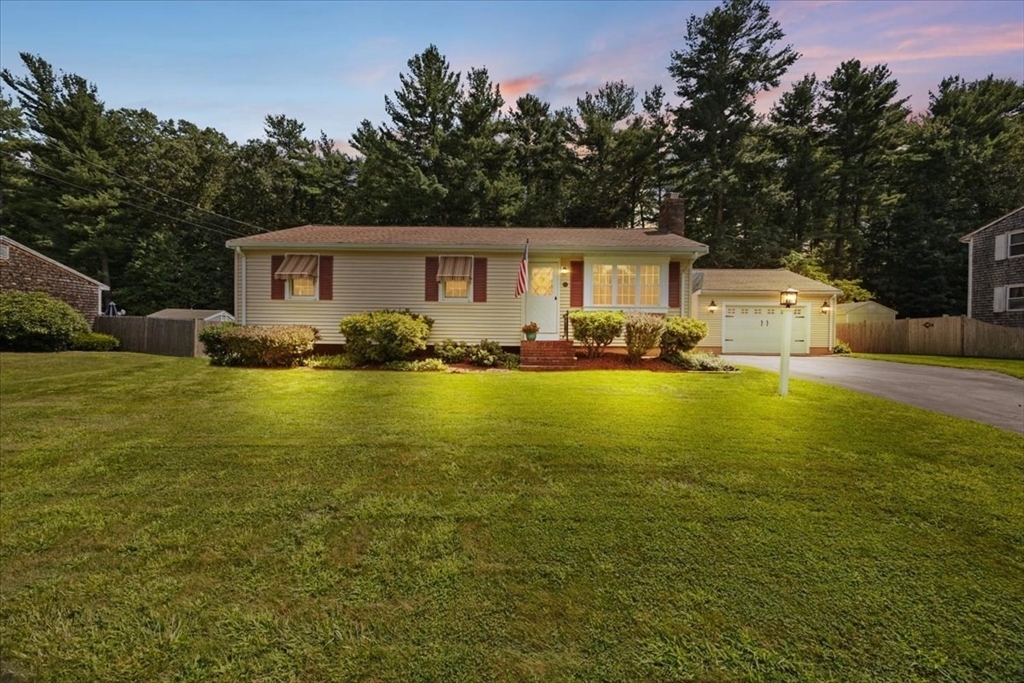 32 Colonial Drive in Taunton