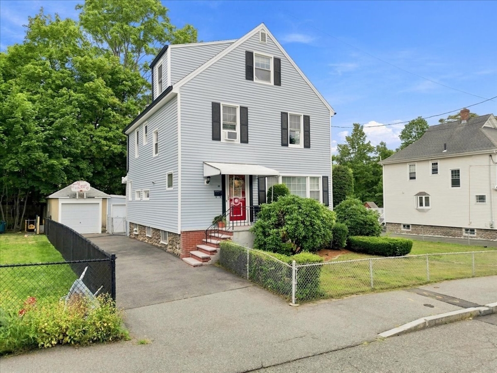 15 Morrison Rd in Braintree