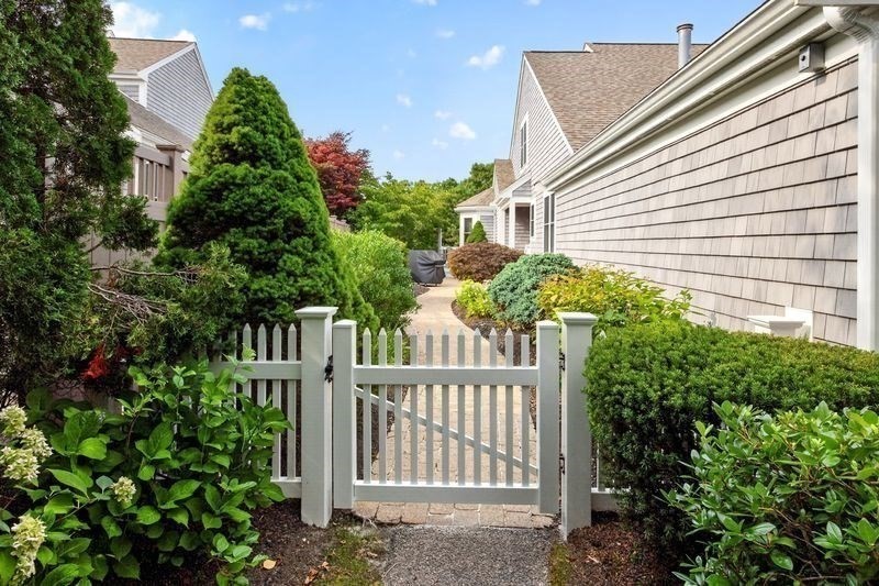 5 Alice Mullens Way #5 in Plymouth
