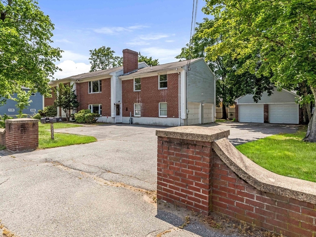 11 Main St in Wilmington