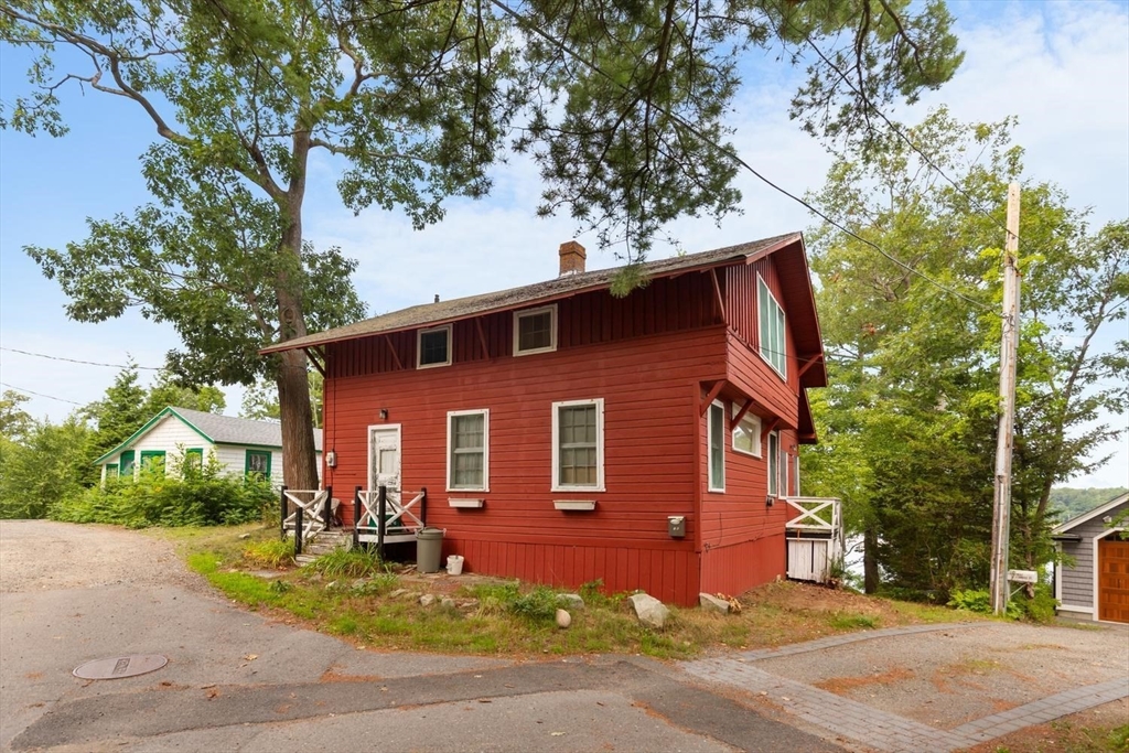 16 Stanwood Point in Gloucester