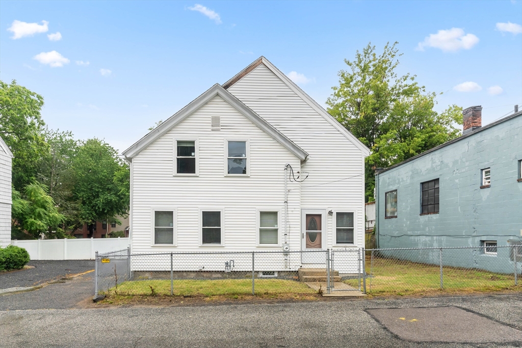 9 Mechanic St in Framingham