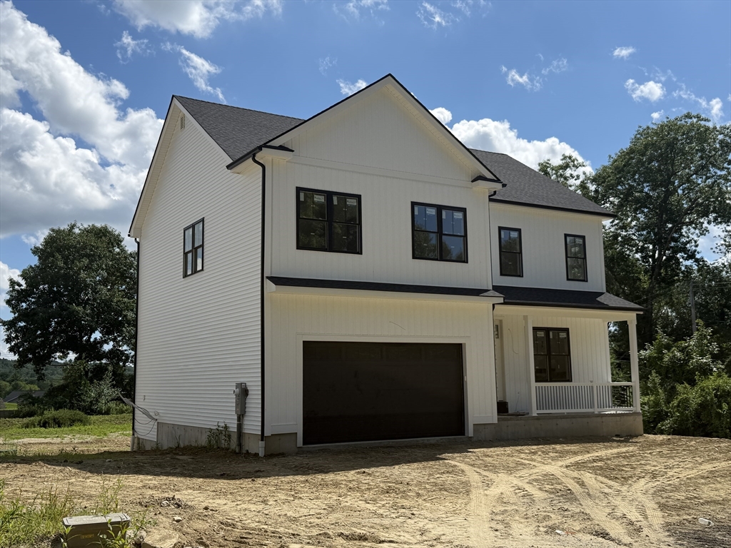 4 Hayat Circle in Shrewsbury