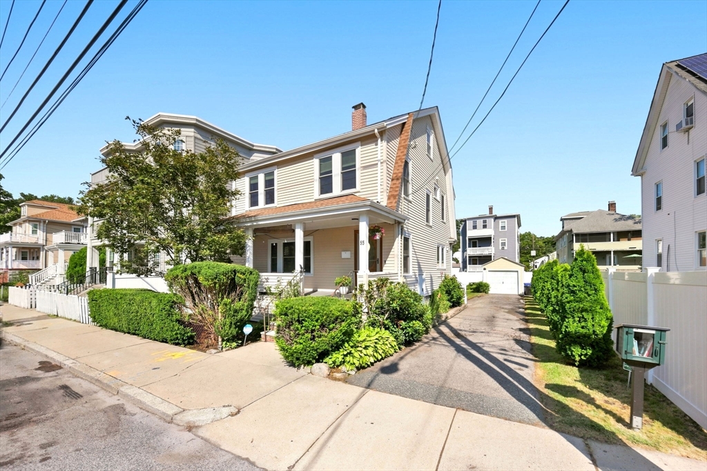 55 Austin St in Hyde Park