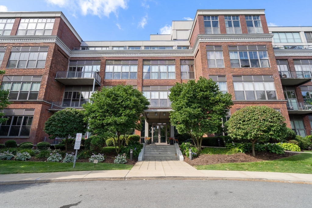 156 Porter St #240 in Boston
