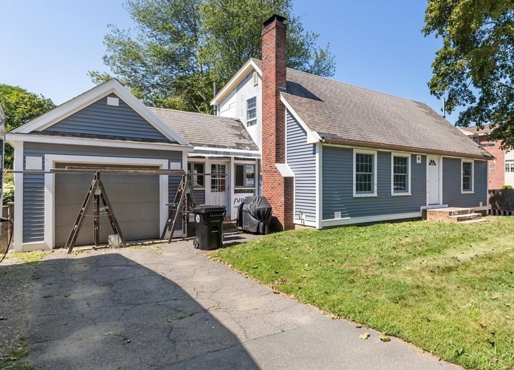 34 Heather St in Beverly