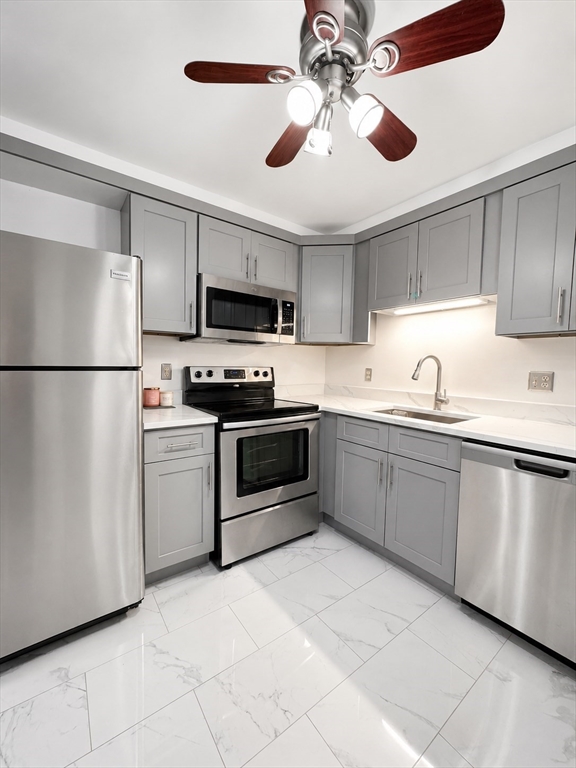45 Oval Rd #8 in Quincy