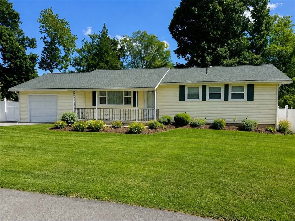 14 Yale Drive in Milford