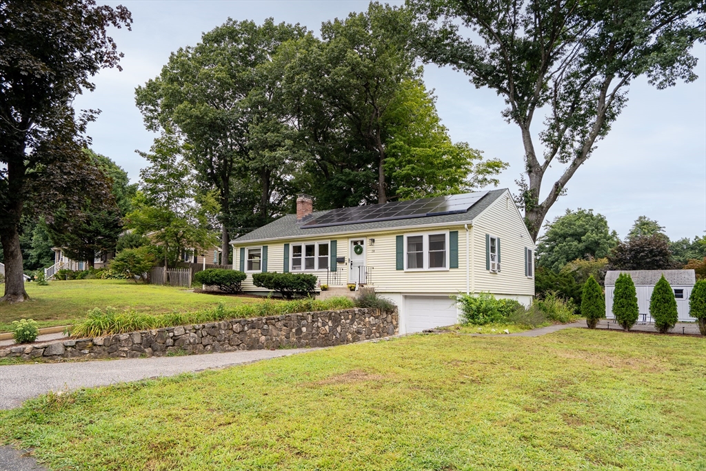 30 Linda Ave in Framingham